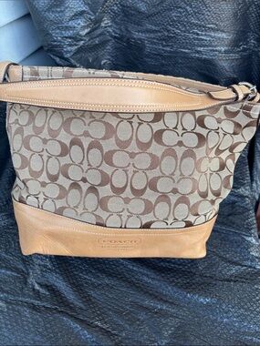 VTG Coach Brown Signature jacquard Canvas & Tan Leather shoulder Bag